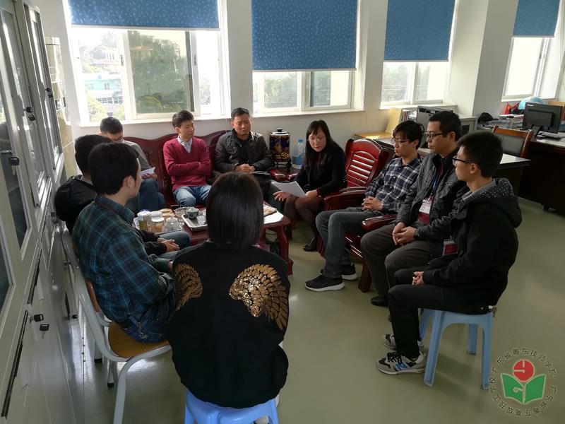 2.竞赛选手开会.jpg