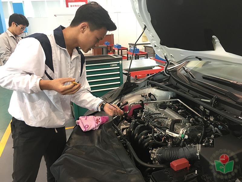 12汽车技术项目现场-1.jpg