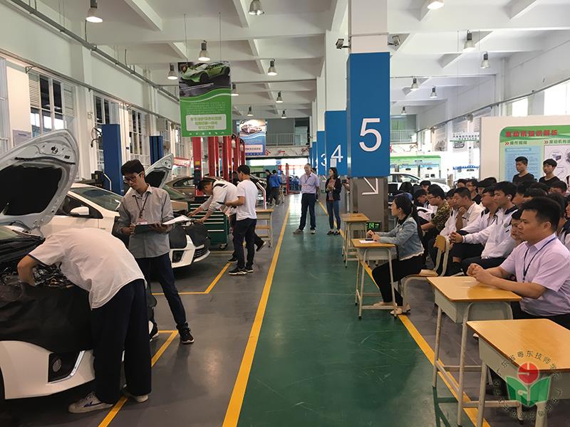 15汽车技术项目现场-1.jpg