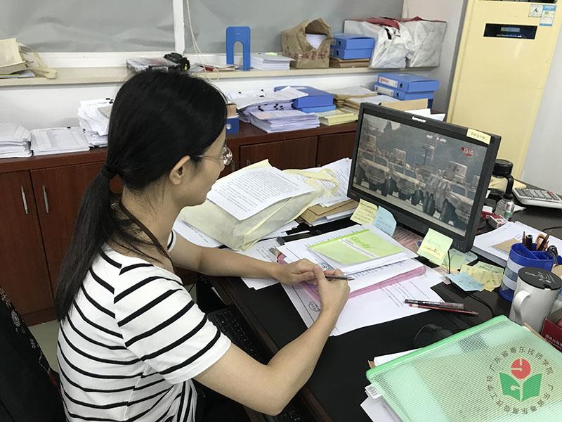 值班老师赖奕娜-1.jpg