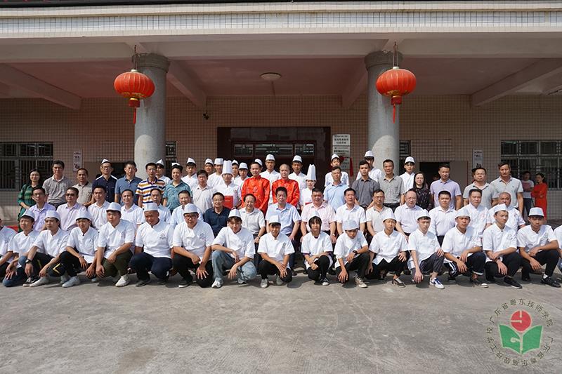 大合影.jpg