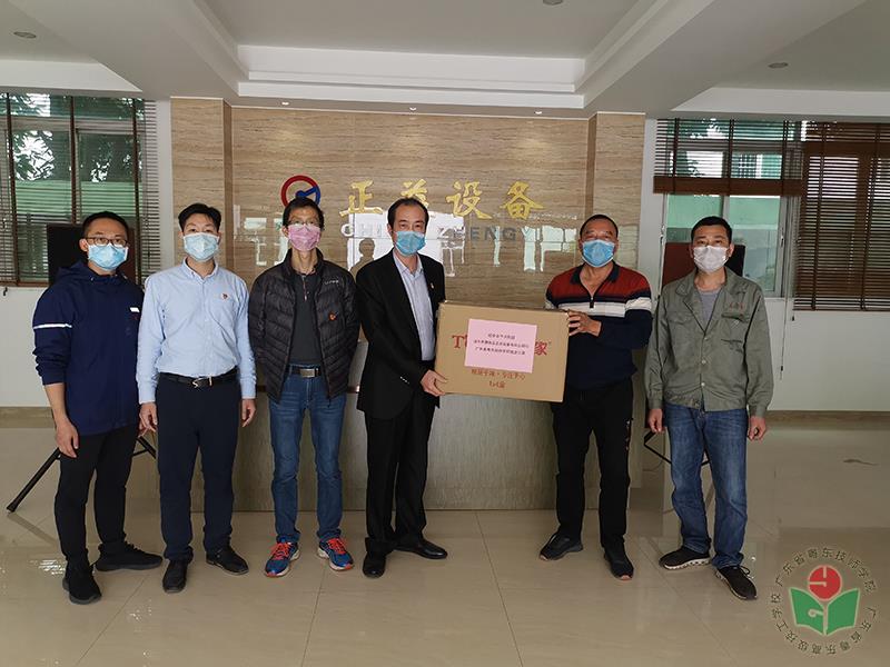机械工程系党支部到汕头市澄海区正益设备有限公司开展助企业战“疫”防控复工复产的志愿服务活动3.jpg