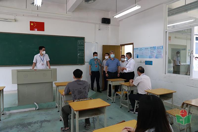 演练学生上课.JPG