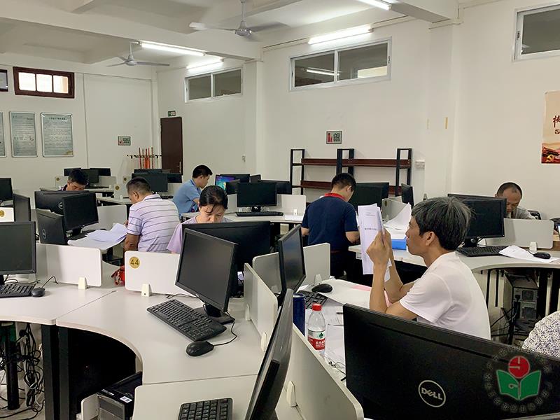 配图6：评审会现场（新增）-1.jpg