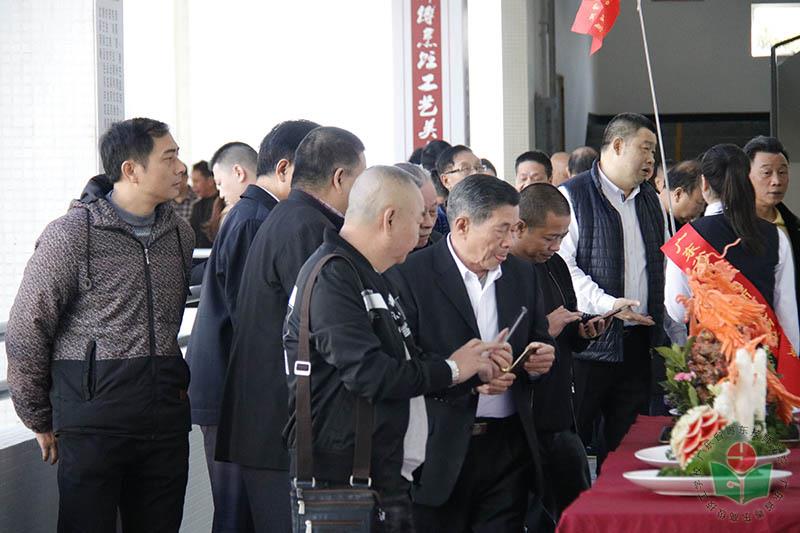 潮菜烹饪工艺走廊食雕、刀工、面塑等教学成果-1.jpg