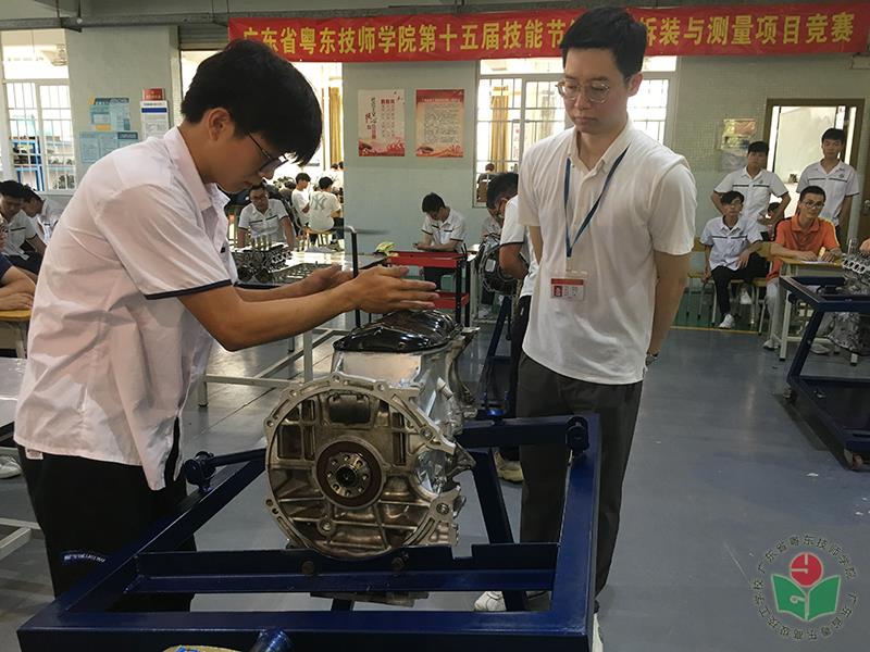 7.发动机拆装与测量项目2-1.jpg