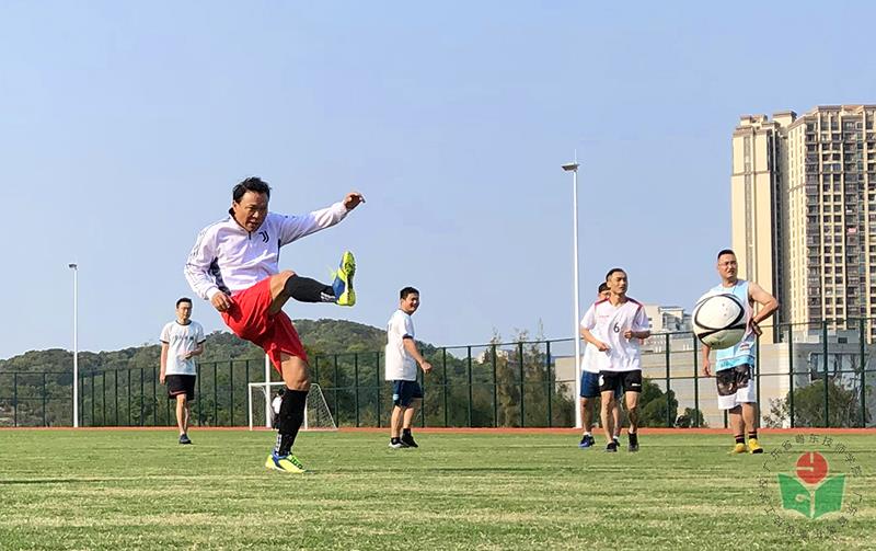 20220319师生足球友谊赛-2(1)-1.jpg