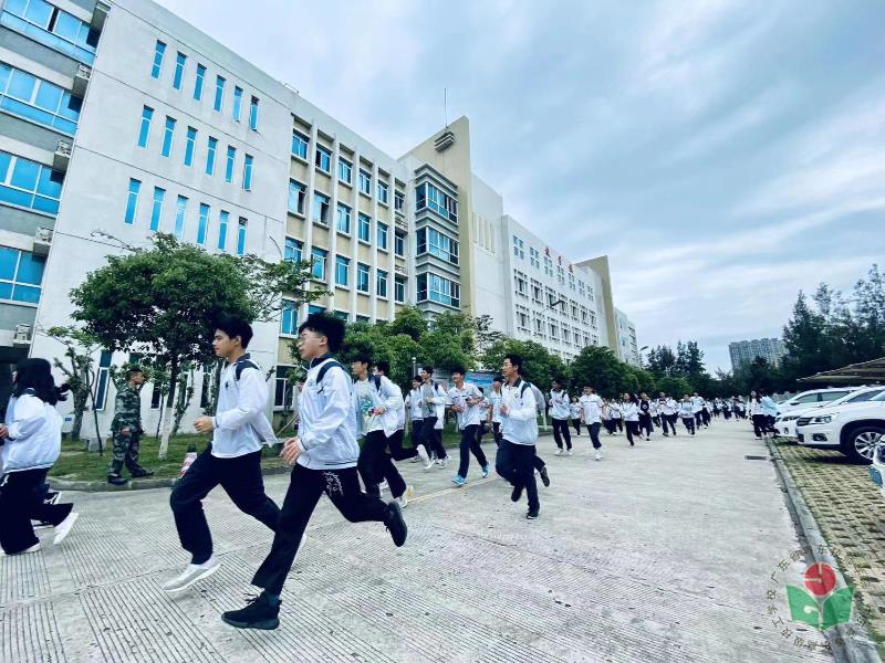 微信图片_20220509203710 (1).jpg