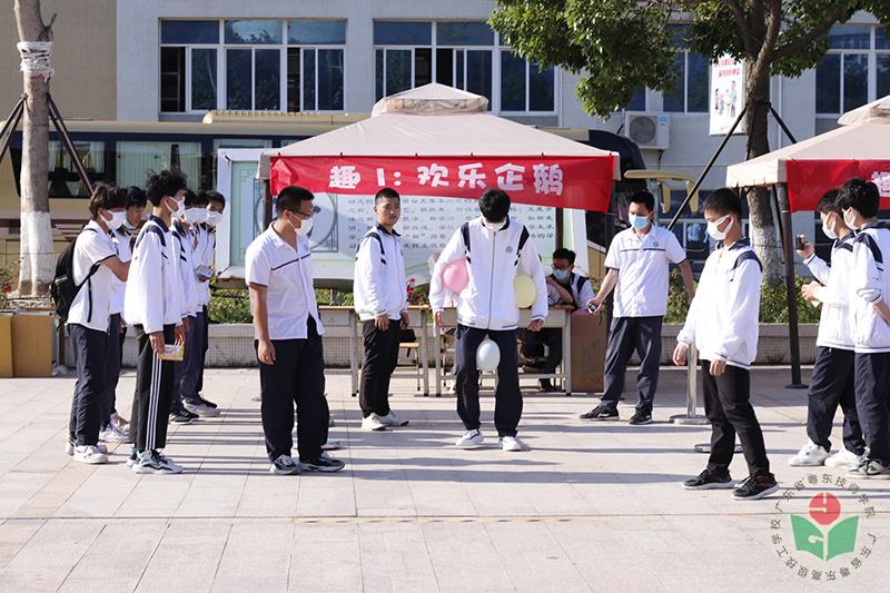 欢乐企鹅-1.jpg
