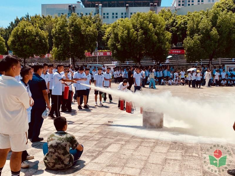 保卫消防3.jpg