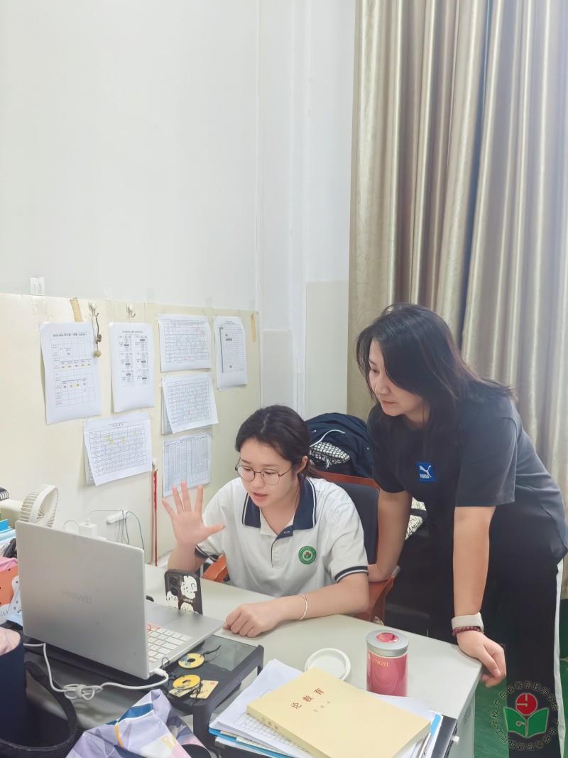 学生备赛相片.jpg