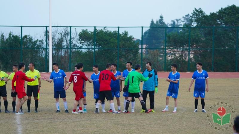 30结束握手.jpg