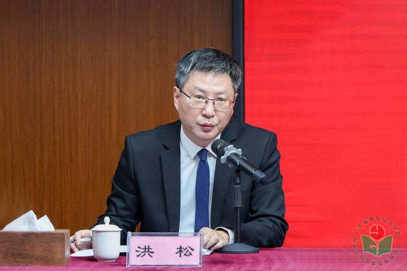 3工会报告.jpg