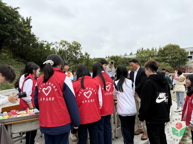 照片 1.jpg