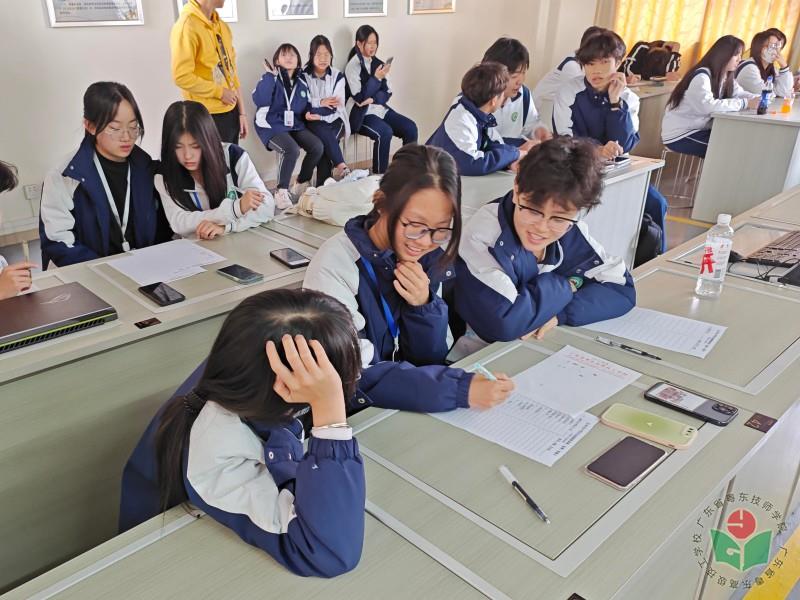 图21（学院复赛）.jpg