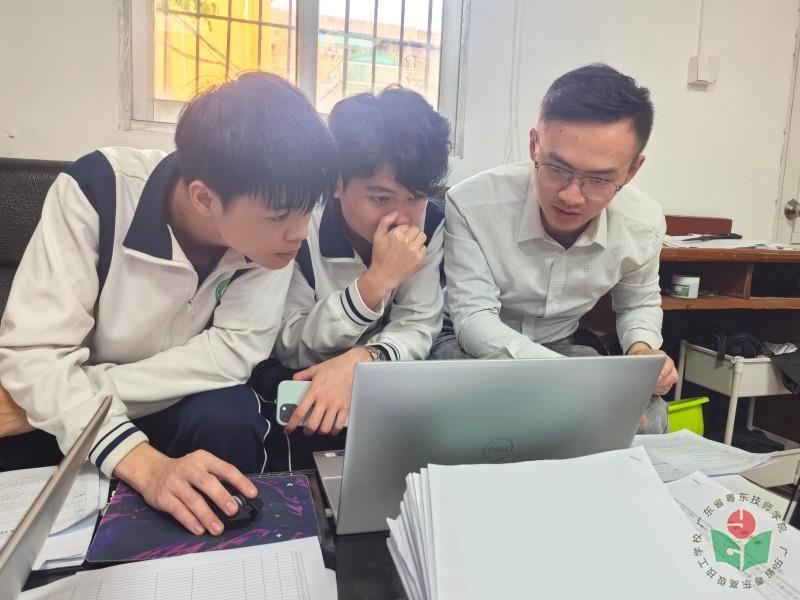 图25（学生参与）.jpg